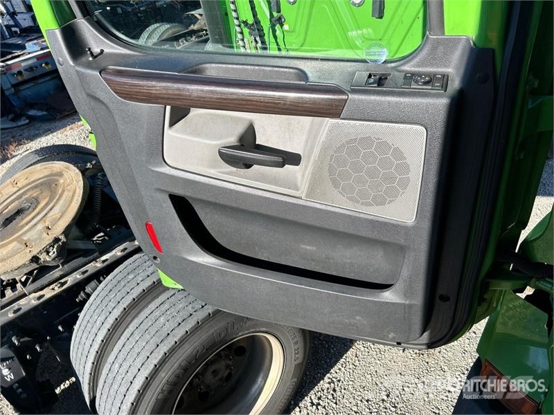 Freightliner Cascadia 116 Tractor Units