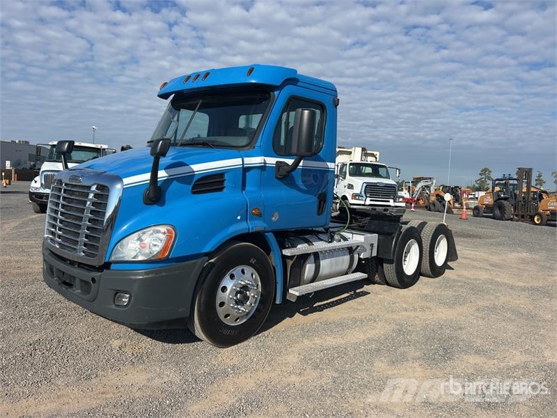 Freightliner Cascadia 113 Trekkers