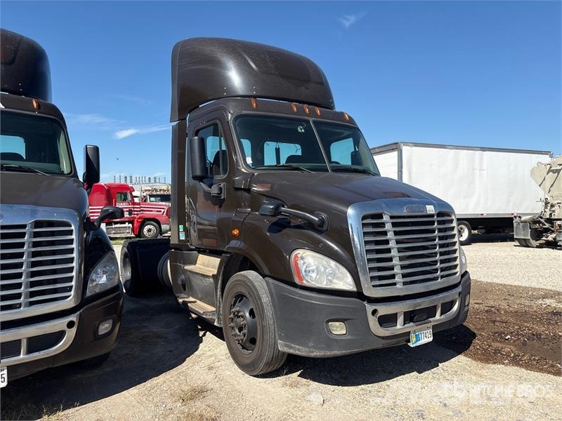 Freightliner Cascadia 113 Седельные тягачи