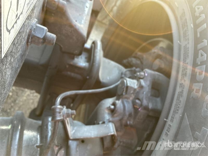 Freightliner Cascadia 126 Седельные тягачи