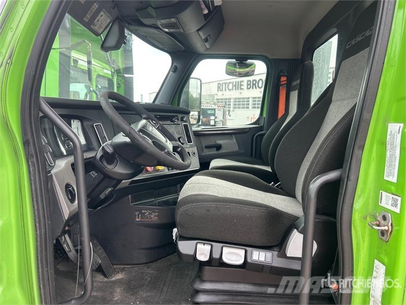 Freightliner Cascadia 116 Trekkvogner