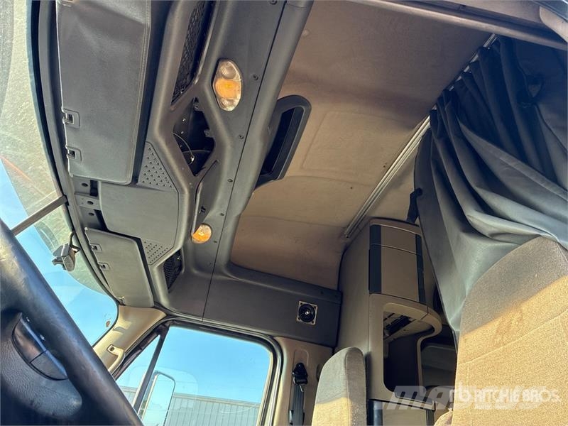 Freightliner Cascadia 125 Влекачи