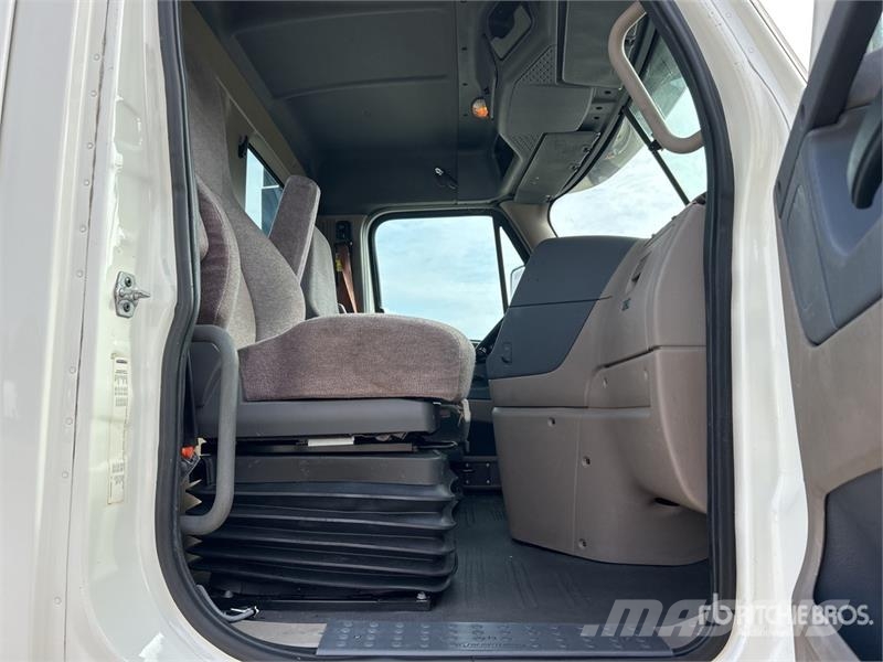 Freightliner Cascadia 113 Седельные тягачи