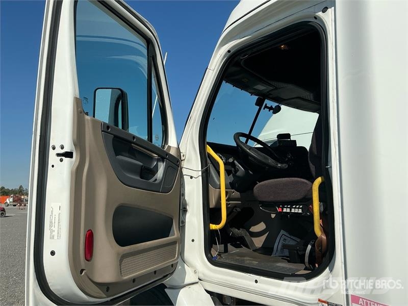 Freightliner Cascadia 113 Tegljači