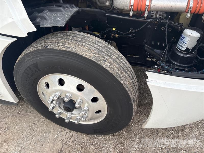 Freightliner Cascadia 126 Влекачи