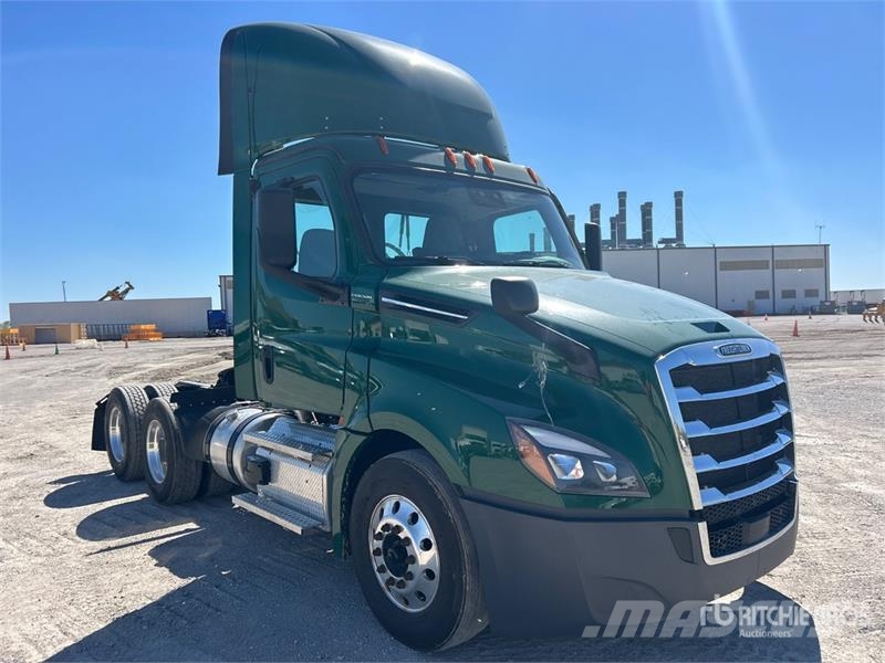Freightliner Cascadia 126 Τράκτορες