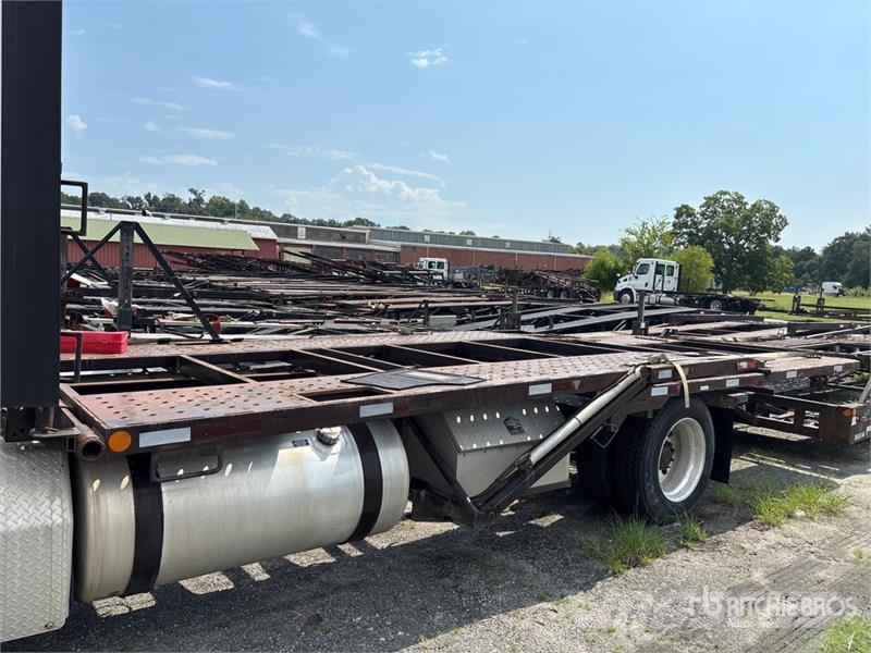 Freightliner Cascadia 113 Camiones portacoches