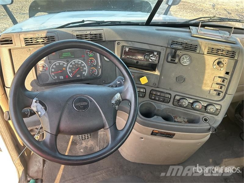 Freightliner Cascadia 125 Τράκτορες
