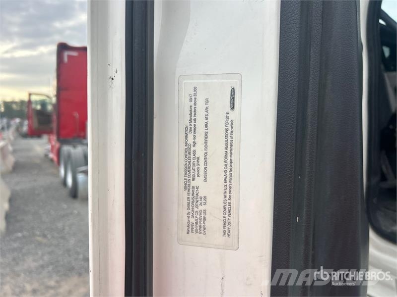 Freightliner Cascadia 126 Влекачи