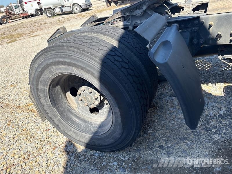 Freightliner Cascadia 113 Седельные тягачи