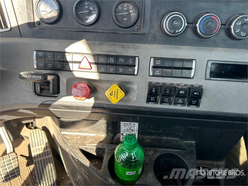 Freightliner Cascadia 116 Влекачи
