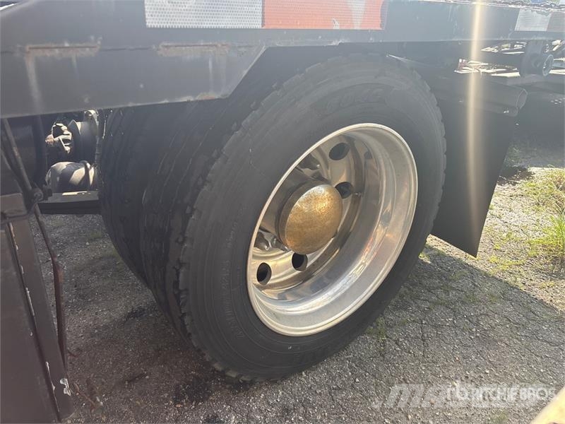 Freightliner Cascadia 113 Camiones portacoches