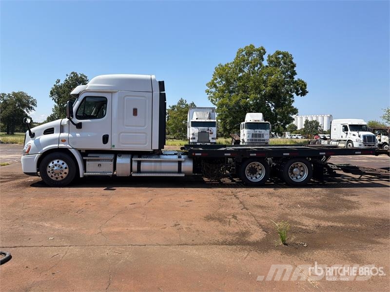 Freightliner Cascadia 113 6x4 Sleeper Car Carrier Truck Trasportatore per veicoli