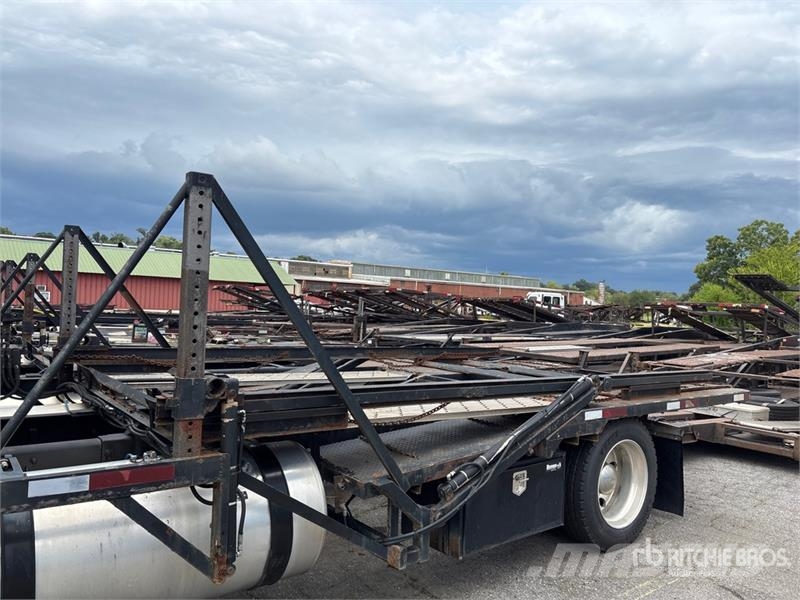 Freightliner Cascadia 113 4x2 Car Carrier Truck Vehicle transporters