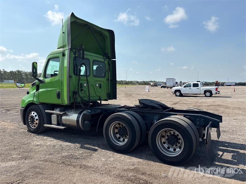 Freightliner Cascadia 116 曳引機組件