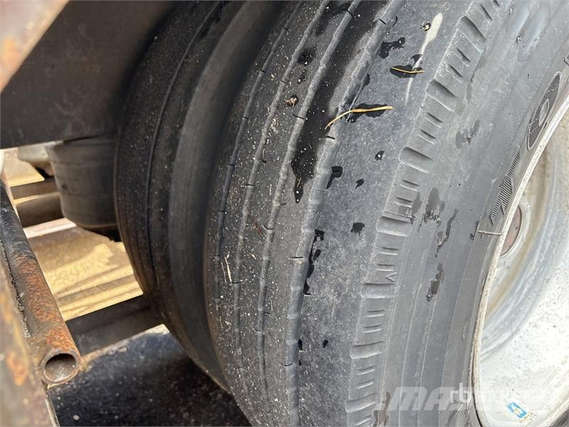 Freightliner Cascadia 113 Camiones portacoches