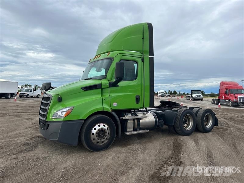 Freightliner Cascadia 113 Тягачі