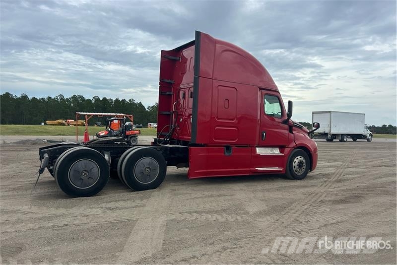 Freightliner Cascadia 126 Naudoti vilkikai