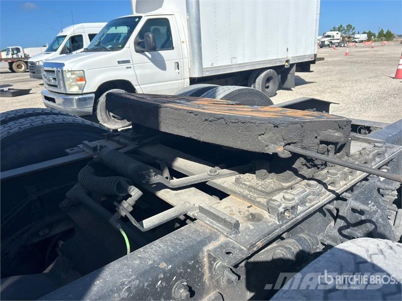 Freightliner Cascadia 126 Влекачи