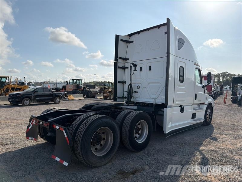 Freightliner Cascadia 126 Tegljači