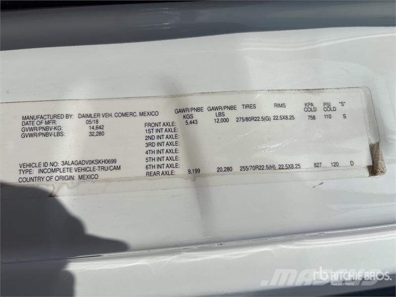 Freightliner Cascadia 113 Camiones portacoches