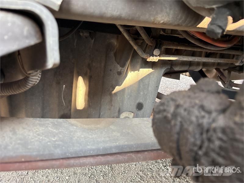 Freightliner Cascadia 113 Camiones portacoches