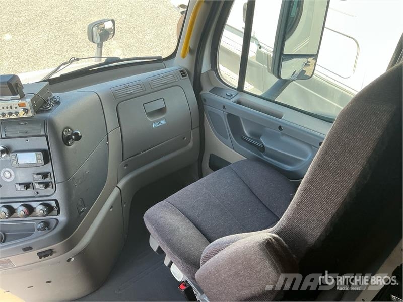 Freightliner Cascadia 113 Tegljači