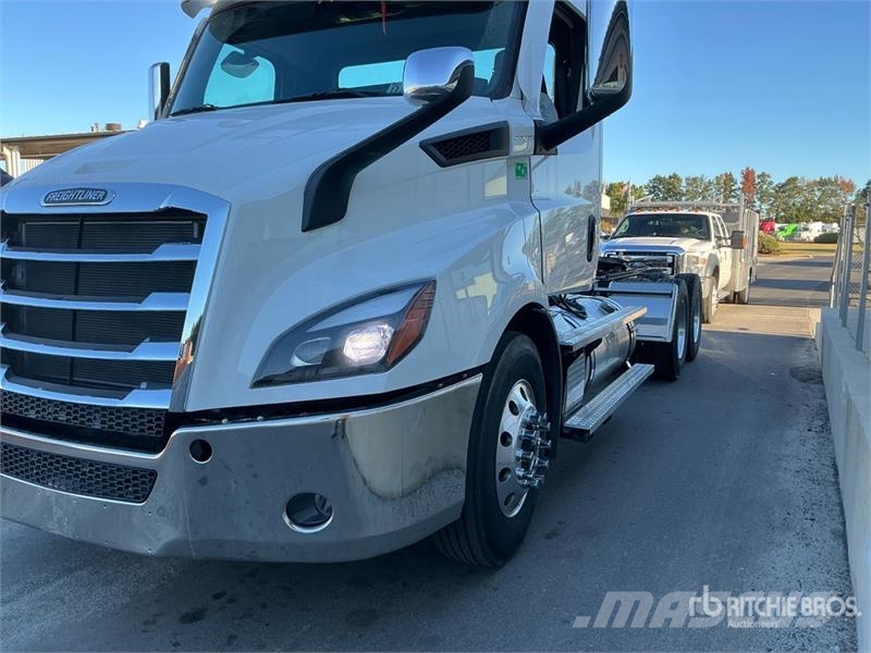 Freightliner Cascadia 116 Vilcēji