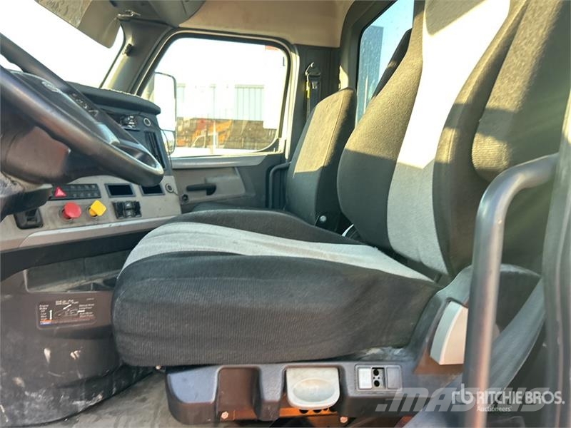 Freightliner Cascadia 126 Tegljači