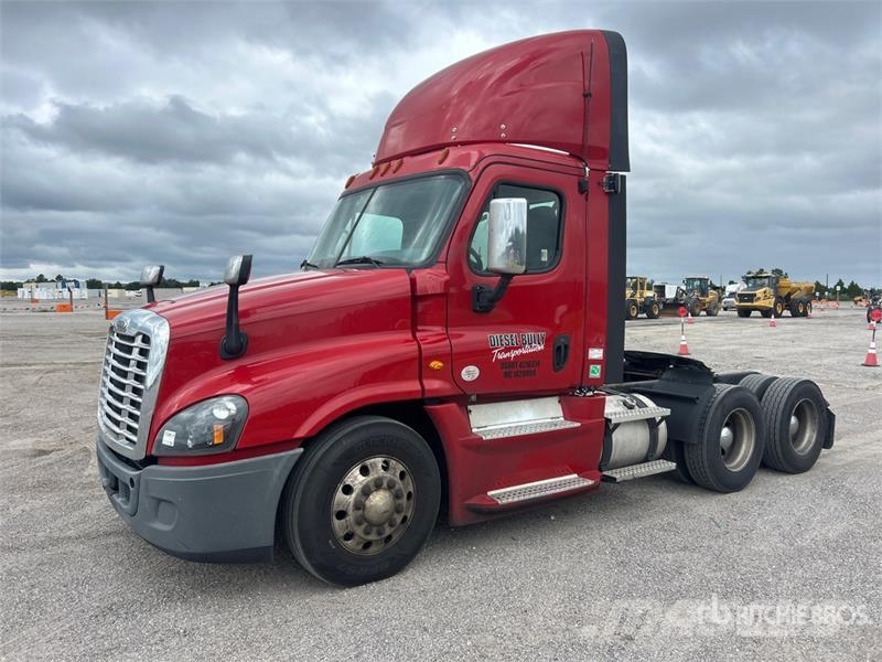 Freightliner Cascadia 125 Tahače