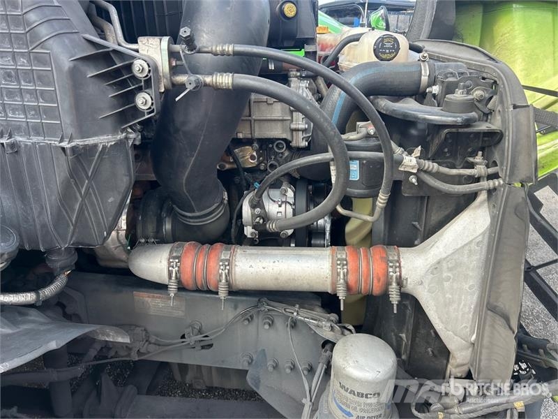 Freightliner Cascadia 116 وحدات الجر