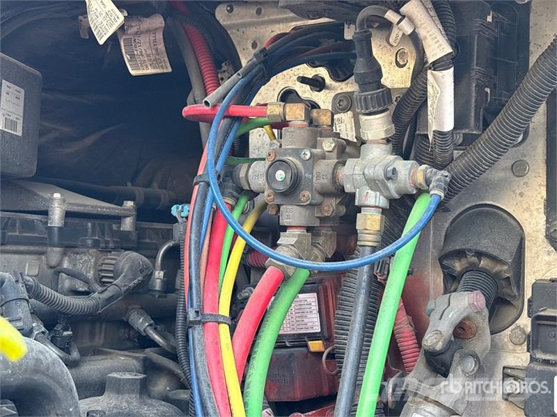 Freightliner Cascadia 113 Camiones portacoches