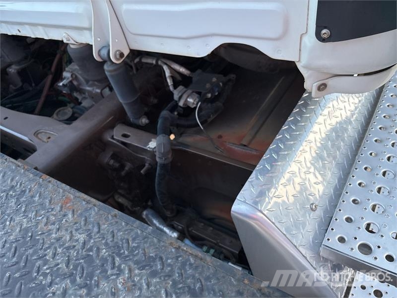 Freightliner Cascadia 113 Camiones portacoches