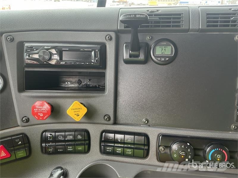Freightliner Cascadia 125 Tippbilar