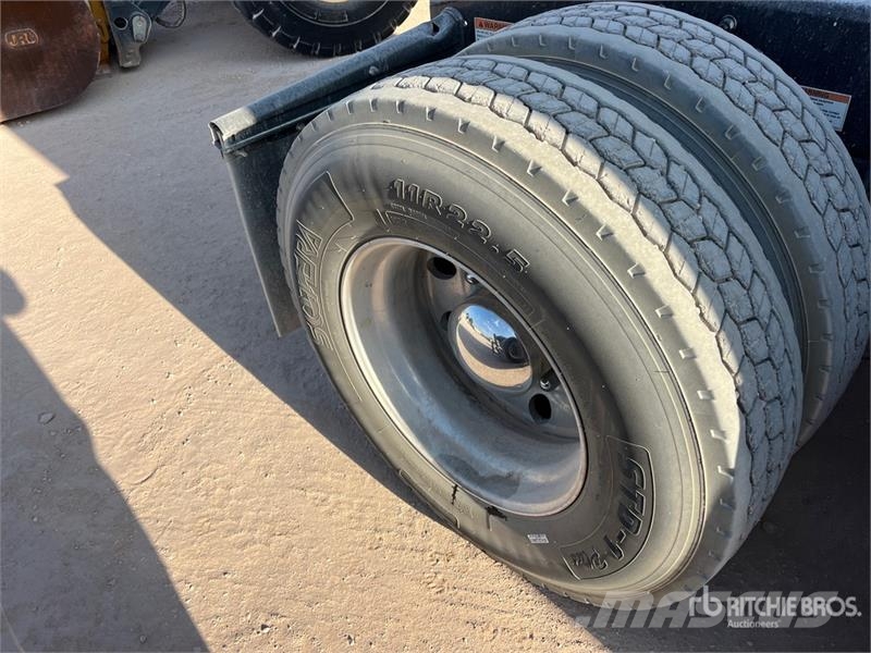 Freightliner Cascadia 126 6x4 T/A Sleeper Truck Tractor Tracteur routier