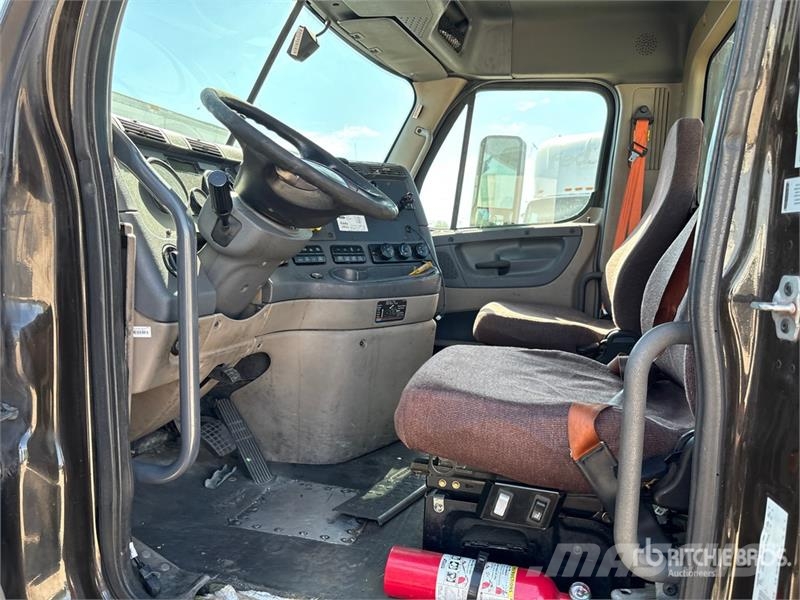 Freightliner Cascadia 113 Седельные тягачи