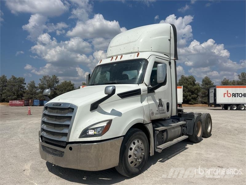 Freightliner Cascadia 126 Çekiciler