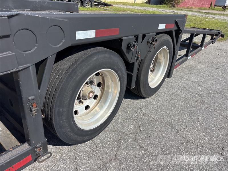 Freightliner Cascadia 113 4x2 Car Carrier Truck Trasportatore per veicoli