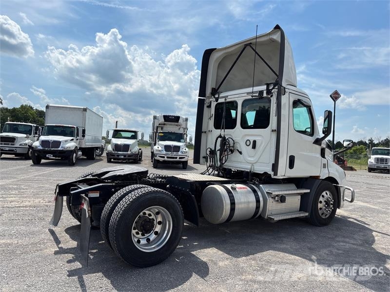 Freightliner Cascadia 116 Cavalos mecânicos
