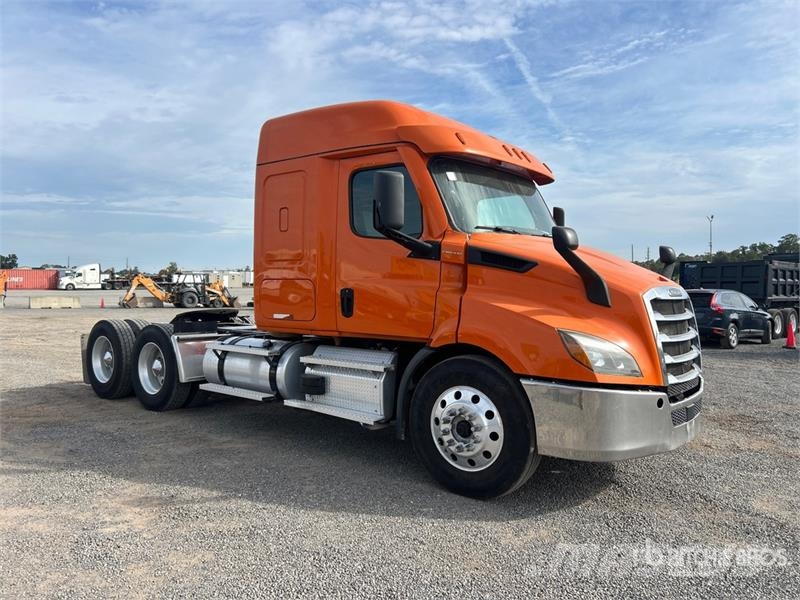 Freightliner Cascadia 116 曳引機組件