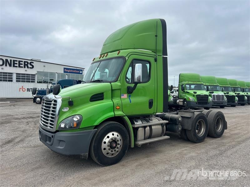 Freightliner Cascadia 113 Trekkvogner