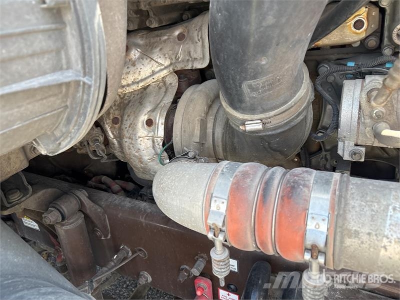Freightliner Cascadia 113 Camiones portacoches