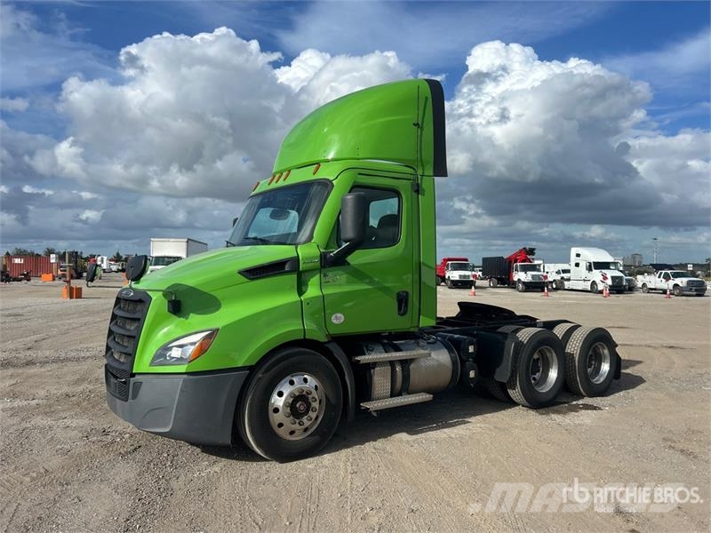 Freightliner Cascadia 116 Vilcēji
