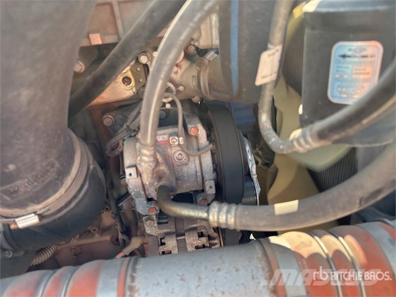 Freightliner Cascadia 113 Camiones portacoches