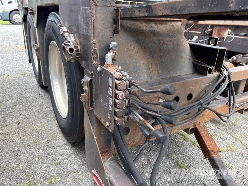 Freightliner Cascadia 113 4x2 Car Carrier Truck Vehicle transporters