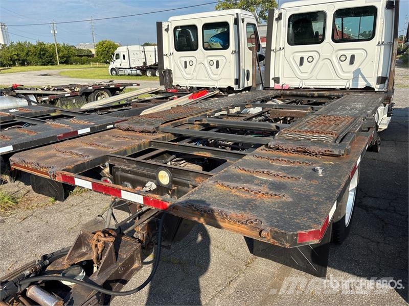 Freightliner Cascadia 113 Camiones portacoches