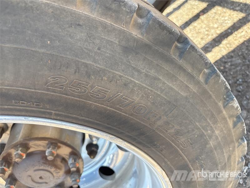 Freightliner Cascadia 113 Camiones portacoches