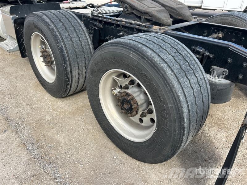 Freightliner Cascadia 116 Prime Movers