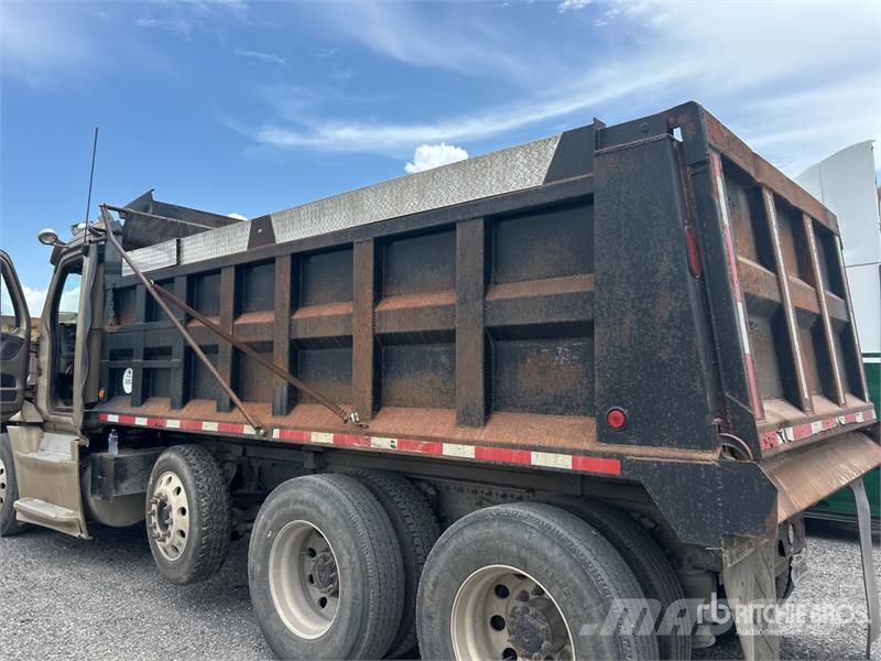 Freightliner Cascadia 125 Kipper