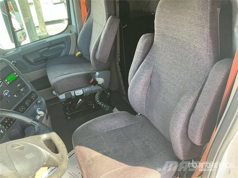 Freightliner Cascadia 113 Tegljači